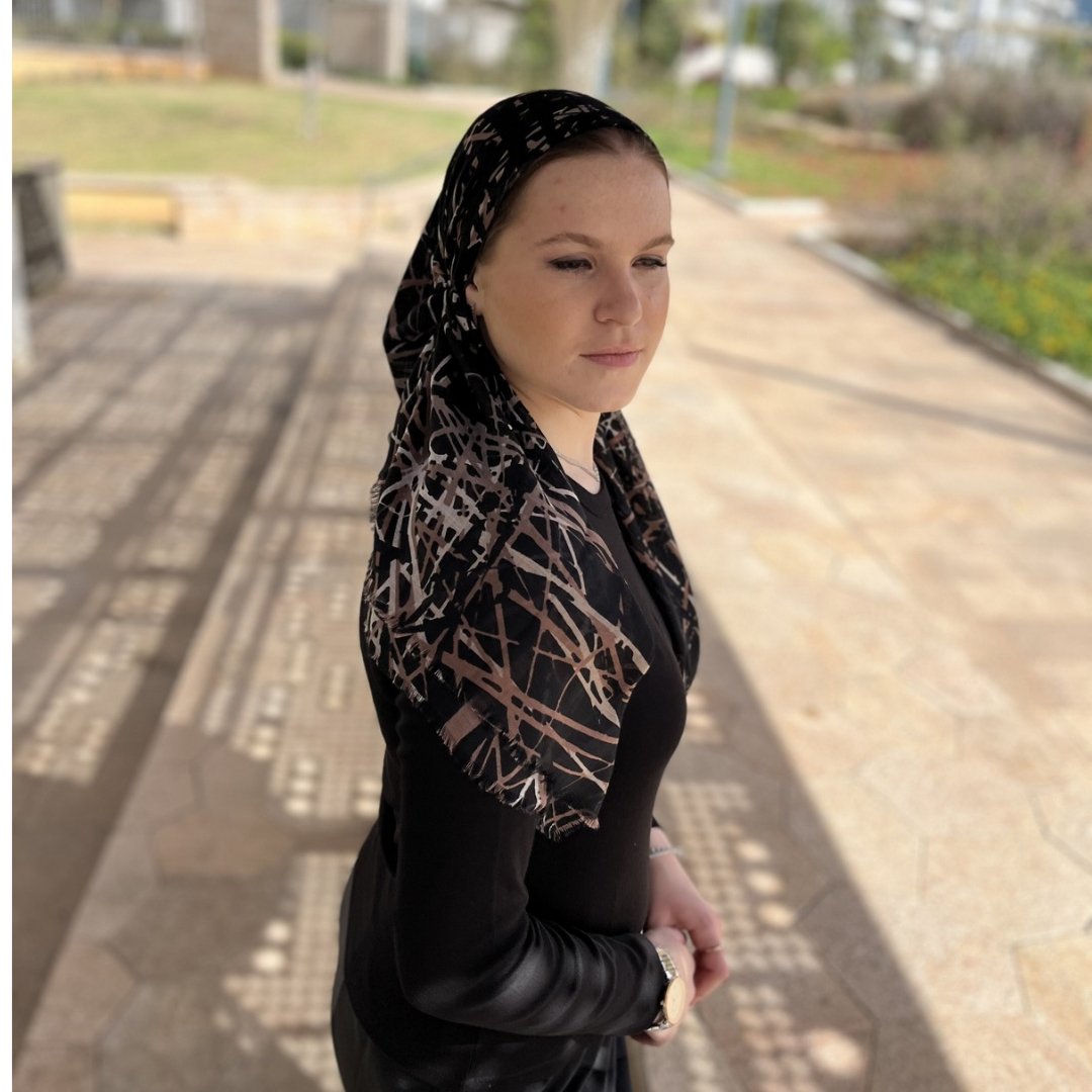 דגם מקושקש שחור
